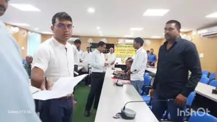 सुपौल: डीएम सावन कुमार की अध्यक्षता में कलेक्ट्रेट के लहटन चौधरी सभागार में जनता दरबार का आयोजन