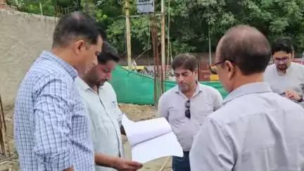 कोल: सुरेंद्रनगर में निर्माणाधीन ज़ोनल कार्यालय के निरीक्षण में मिली लेट-लतीफी, फर्म पर लगाया ₹30 लाख का जुर्माना