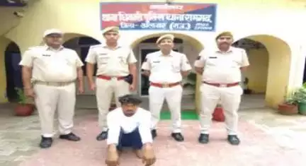 (जिला अलवर) 

साईबर फ्रॉड में 02 आरोपी गिरफ्तार 
साईबर फ्रॉड मे प्रयुक्त उपकरण (02 मोबाईल) बरामद।
#rajasthanpolice