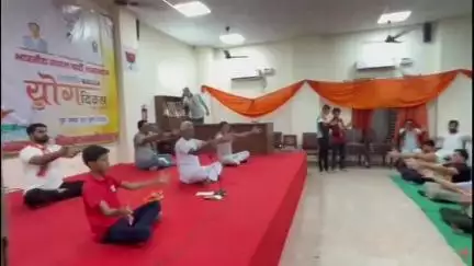 नागौर: अंतर्राष्ट्रीय योग दिवस की पूर्व संध्या पर नागौर के बीजेपी ऑफिस में किया गया योगाभ्यास