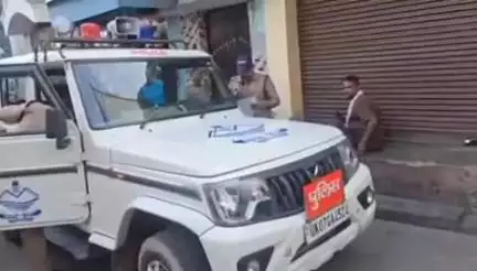 काशीपुर: कोतवाली पुलिस ने टांडा उज्जैन निवासी एक व्यक्ति को कोर्ट के आदेश पर जिला बदर किया
