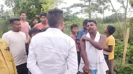 গোপীবল্লভপুর ১: সুবর্ণরেখা নদীর বন্যা পরিস্থিতি নজরদারিতে গোপীবল্লভপুর ব্লক প্রশাসন। প্রশাসনের আধিকারিকরা ঘুরে দেখলেন নদী তীরবর্তী গ্রাম