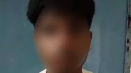 मोतिहारी: शहर के चांदमारी में एक युवक को चाकू मारकर घायल करने के मामले में पुलिस ने आरोपी आलोक को किया गिरफ्तार