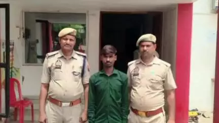 कर्वी: कोतवाली कर्वी पुलिस टीम ने नाबालिग बालिका को बहला-फुसलाकर ले जाकर दुष्कर्म करने के आरोपी को किया गिरफ्तार