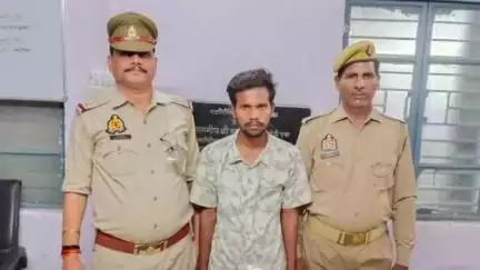 मांट: जावरा अंडरपास पर देशी शराब के 40 पुऊओ के साथ शराब तस्कर गिरफ्तार
