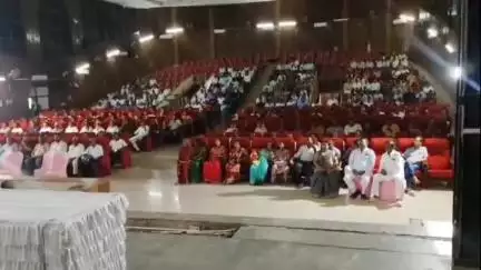हज़ारीबाग: उपायुक्त ने राशन वितरण में सुधार के लिए जनवितरण प्रणाली के विक्रेताओं के साथ बैठक की, दिए निर्देश