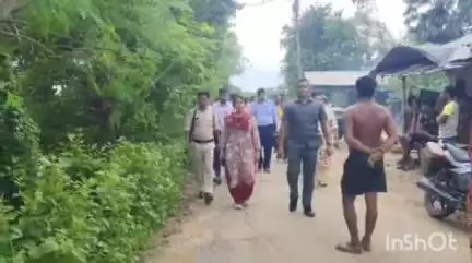 ইন্দপুর: বন্যা কবলিত পাটতেঁতুল গ্রাম পরিদর্শন করলেন‌ সচিব অন্তরা আচার্য, মুখ্য সচিবের কাছে রিপোর্ট জমা দেওয়া হবে বললেন তিনি
