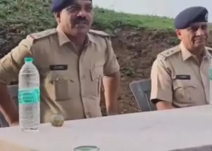 સાવરકુંડલા: સાવરકુંડલા તાલુકાના વીજપડી ગામ ખાતે શાંતિ સમિતિની બેઠક યોજાઈ