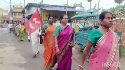 পোলবা-দাদপুর: সুগন্ধা গ্রাম পঞ্চায়েতে ডেপুটেশন দিল সারা ভারত কৃষক সভার পক্ষ থেকে