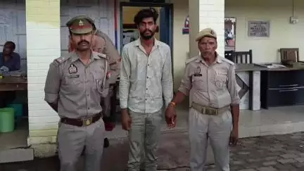 चरखारी: थाना खरेला की संयुक्त पुलिस टीम ने विभिन्न स्थानों से पाक्सो एक्ट में वांछित 2 नफर अभियुक्तों को किया गिरफ्तार