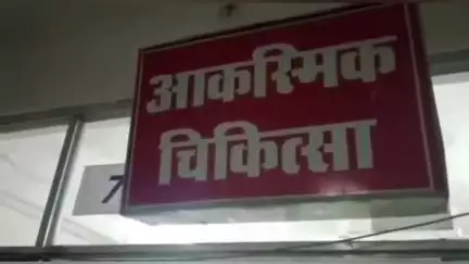 स्लीमनाबाद: नयाखेड़ा रोड पर मवेशी आने से बाइक अनियंत्रित, बाइक सवार घायल, इलाज जारी