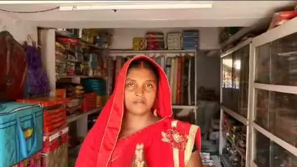 इचाक: दरिया में गुड्डी कुमारी बनीं स्वरोजगार की मिसाल: मेहनत और आत्मनिर्भरता की प्रेरक कहानी