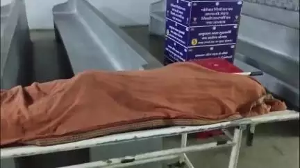 गिरिडीह: पूर्णानगर में युवक ने फांसी लगाकर की आत्महत्या, सदर अस्पताल में पोस्टमार्टम, जांच जारी