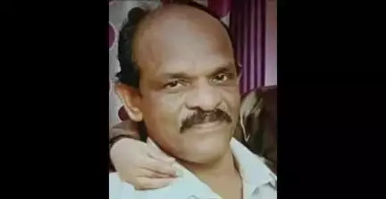 കാഞ്ഞിരപ്പള്ളി: പമ്പാവാലിയിൽ തടി കയറ്റുന്നതിനിടെ ലോറിയിൽ നിന്ന് വീണ് തൊഴിലാളിക്ക് ദാരുണാന്ത്യം