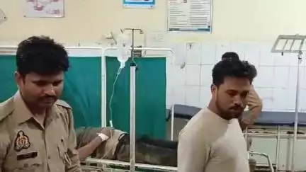 सीतापुर: नवीन चौक के पास संदीप अवस्था में बेहोशी की हालत में मिला अज्ञात व्यक्ति, पुलिस ने पहुंचाया अस्पताल