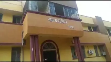 वैजापूर: विवाहितेस मारहाण प्रकरणी म्हस्की येथील  पती आणि "तिला" दोन महिने सश्रम कारावास