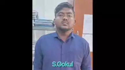 கொடுமுடி: பேருந்து நிலையம் பகுதியில் உள்ள தனியார் லிமிடெட் நிறுவனத்தில் பணிபுரிபவர் கையாடல் செய்தது தொடர்பாக ஒருவர் கைது
