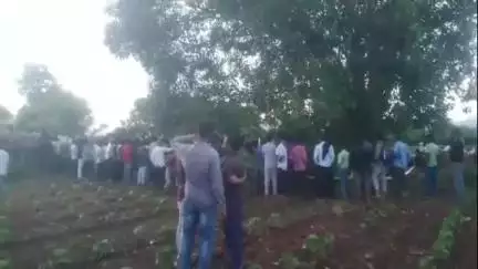 यावल: मोहराळा गावातील बेपत्ता तरुणाचा मृतदेह शेत विहिरीत आढळल्याने गावात तणाव,वाहनाची तोडफोड,घातपातचा संशय,