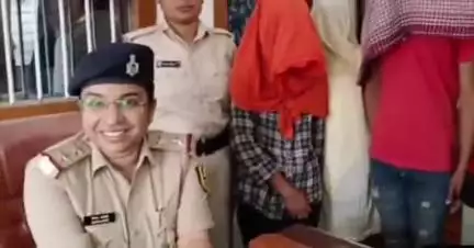 उजियारपुर: कोरेक्स कफ सिरप बरामदगी मामले में पुलिस का खुलासा, अंतरराज्यीय गिरोह के सदस्य करते थे तस्करी