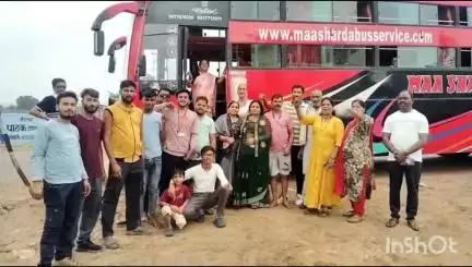 पाटन: कटंगी से बाबा खाटू श्याम और सालासर बालाजी के दर्शन करने के लिए श्रद्धालु हुए रवाना