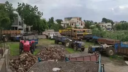 अमळनेर: पळासदळे शिवारातील शेतातून ट्रॅक्टरची चोरी; अमळनेर पोलीसात गुन्हा दाखल