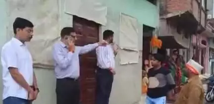 टीकमगढ़: कलेक्टर ने शहर में जल भराव वाले क्षेत्रों का किया निरीक्षण, अधिकारियों को दिए निर्देश