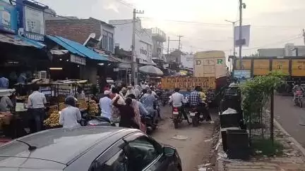 नूह: पिनगवां में जाम की समस्या को लेकर लोग परेशान, दुकानदारों और रेहड़ी वालों ने किया हुआ है अतिक्रमण #jansamasya