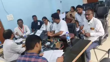 परबत्ता: प्रखंड मुख्यालय के आईटी भवन में प्रखंड स्तरीय समन्वय समिति की बैठक आयोजित