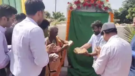 రెవెన్యూ వెల్ఫేర్ పెట్రోల్ ఫిల్లింగ్ స్టేషన్ ను ప్రారంభించిన జిల్లా కలెక్టర్ శ్రీధర్ చామకూరి