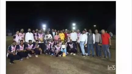 डौण्डी: RRPL क्रिकेट मैच में विजेता रही राजहरा इंडियन टीम