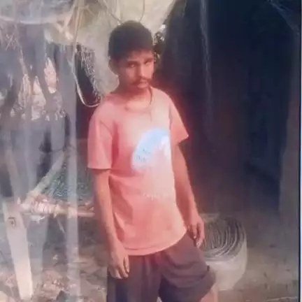 दुर्गावती: इटही गांव से 17 मई से लापता युवक का नहीं मिला सुराग, परिजनों ने पुलिस से लगाई गुहार