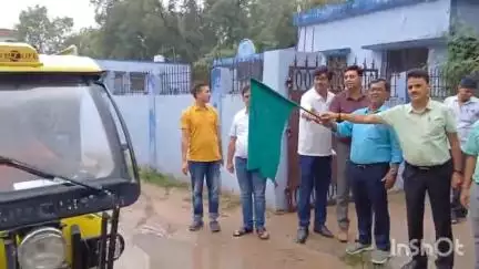 सासाराम: सासाराम के सदर अस्पताल में 21 तारीख को योग दिवस के अवसर पर कार्यक्रम का हरी झंडी दिखाकर रथ रवाना किया गया