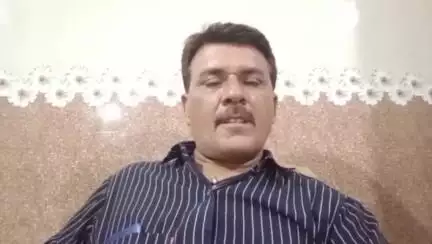 ખંભાળિયા: સલાયા ફાટક પાસે વૈકલ્પિક રસ્તો બનાવવા આપના બલદેવ ગઢવીએ માંગ કરી.