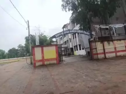 संझौली: संझौली प्रखंड मुख्यालय पर संझौली एवं उदयपुर पंचायत के वार्ड सदस्य के लिए दो लोगों ने नामांकन दाखिल किया