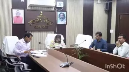 गोड्डा: DC ऑफिस गोड्डा में उपायुक्त श्रीमती अंजलि की अध्यक्षता में जिला स्थापना समिति की बैठक आयोजित हुई