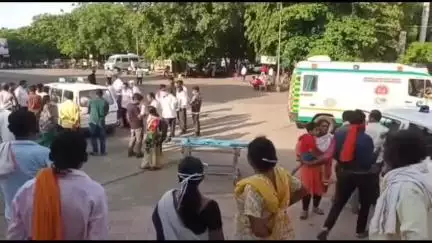 पुसद: फुलसिंग नगर येथे त्रासाला कंटाळून एका इसमाची विषारी औषध प्राशन करून आत्महत्या ; तिघांवर गुन्हा दाखल