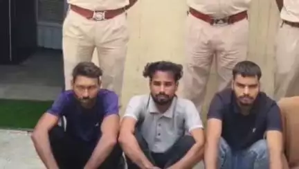 डग: डग पुलिस ने युवक पर चाकू से जानलेवा हमला करने के पांचों आरोपियों को डोबढ़ा के जंगल से किया गिरफ्तार