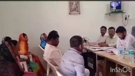 परांडा: आसु ग्रामपंचायत मध्ये सत्तापालट,सरपंच अनिता राऊत यांच्या विरोधातील अविश्वास ठराव मंजुर