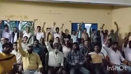 पतरातू: सुंदरनगर पंचायत सचिवालय में विस्थापित प्रभावित ग्रामीण शहरी क्षेत्र संयुक्त मोर्चा की बैठक, सेल में भागीदारी पर चर्चा