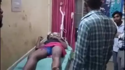 प्रतापगढ़: बाहूपुर पेट्रोल पंप के पास ट्रक ने युवक को मारी टक्कर, आई गंभीर चोटें, सीएचसी में कराया गया भर्ती
