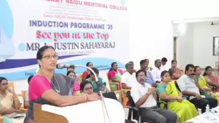 சாத்தூர்: ஸ்ரீ எஸ் ராமசாமி நாயுடு ஞாபகார்த்த கல்லூரியில் முதலாம் ஆண்டு மாணவ மாணவர்களுக்கான வழிகாட்டுதல் நிகழ்ச்சி