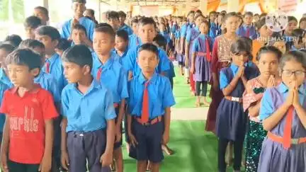 आमनदुला गांव के शासकीय उच्चतर माध्यमिक विद्यालय में विकासखंड स्तरीय शाला प्रवेश उत्सव का आयोजन