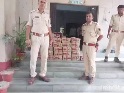 मांझा: मांझा थाने की पुलिस ने गुप्त सूचना पर छापेमारी कर 211 लीटर शराब बरामद की: थाना अध्यक्ष