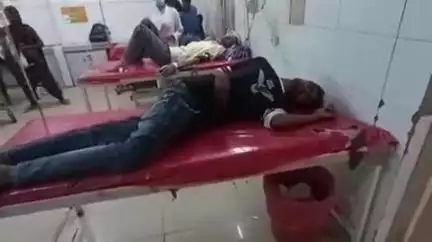 बदायूं: भवानीपुर खल्ली गांव में पुरानी रंजिश के चलते चार लोगों ने लोहे की राड व बेल्ट से एक व्यक्ति को घायल कर दिया