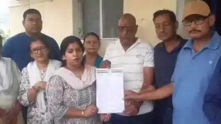 कोटद्वार: कोटद्वार नगर क्षेत्र में पेयजल लाइन बिछाने में लापरवाही पर कांग्रेस भड़की, तहसीलदार को दिया ज्ञापन