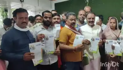 गोरमी: गोरमी के आरके मैरिज गार्डन में BJP की संकल्प सभा का हुआ आयोजन, कैबिनेट मंत्री राकेश शुक्ला रहे मुख्य अतिथि