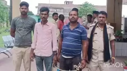 सोनबरसा: सोनवर्षा पुलिस ने अलग-अलग मामलों में दो लोगों को किया गिरफ्तार