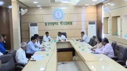 कांके: प्रोजेक्ट भवन में महिला महाविद्यालयों और महिला पॉलिटेक्निक संस्थानों के निर्माण व जीर्णोद्धार की प्रगति की समीक्षा
