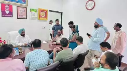 बिलासपुर: शुक्रवार को राज्यमंत्री बलदेव सिंह औलख ने बिलासपुर में जनता दरबार लगाया, सुनीं जनसमस्याएं