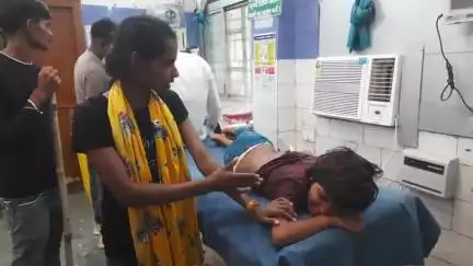 ओबरा: ओबरा के गम्हारी गांव में खेल के दौरान छत से गिरी बच्ची, सामुदायिक स्वास्थ्य केंद्र से किया गया रेफर